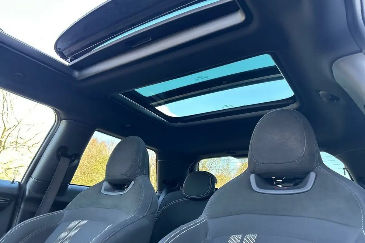 2019-mini-cooper-20-cooper-s-sport-189bhp-hatchback-3d-big-3