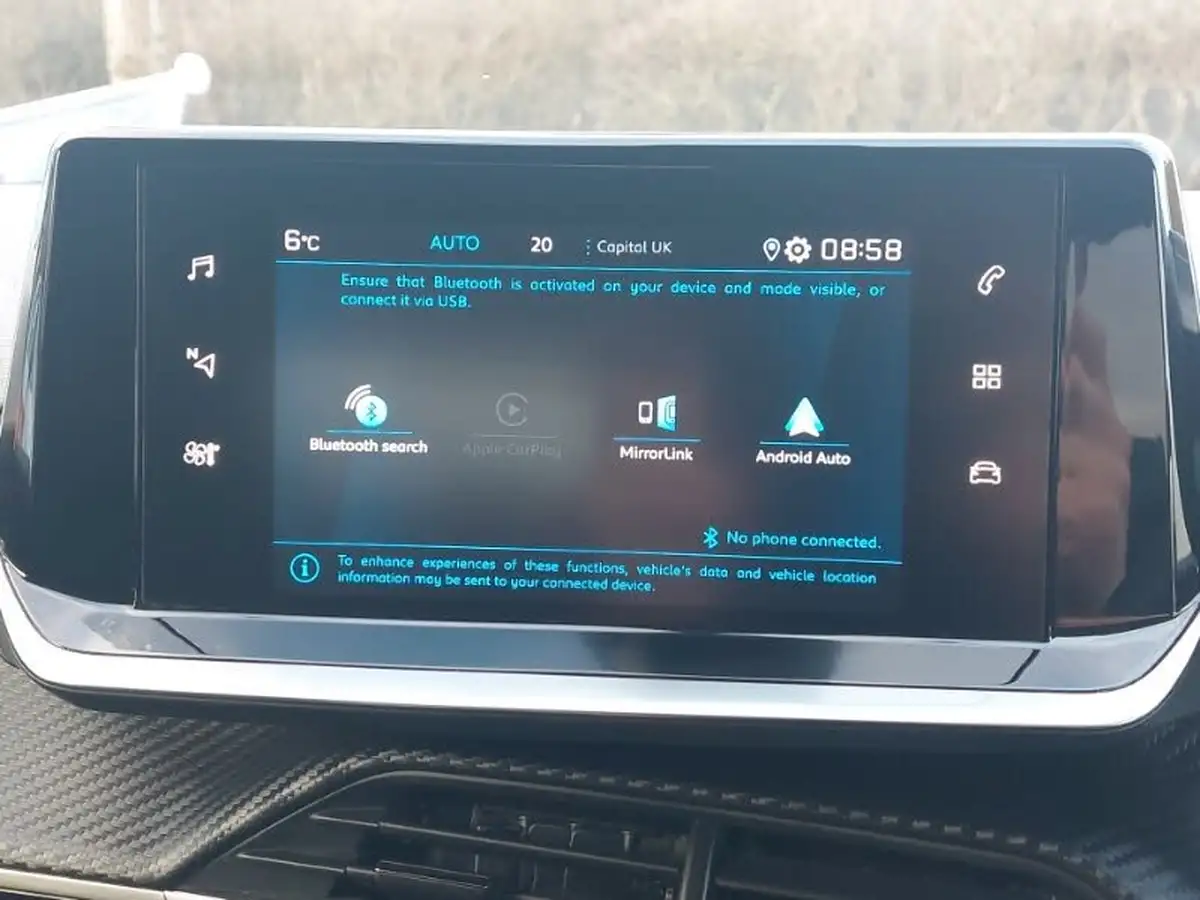 2021-peugeot-208-12-puretech-allure-premium-100bhp-big-10