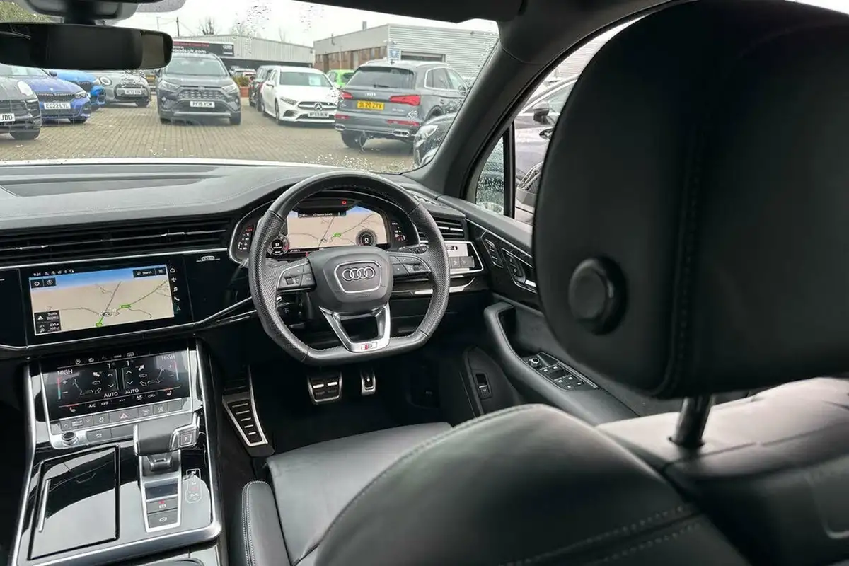 2022-audi-q7-30-55-tfsi-black-edition-big-36
