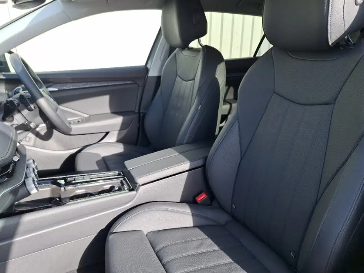 2024-skoda-superb-20tdi-se-l-150ps-scr-estate-dsg-big-4