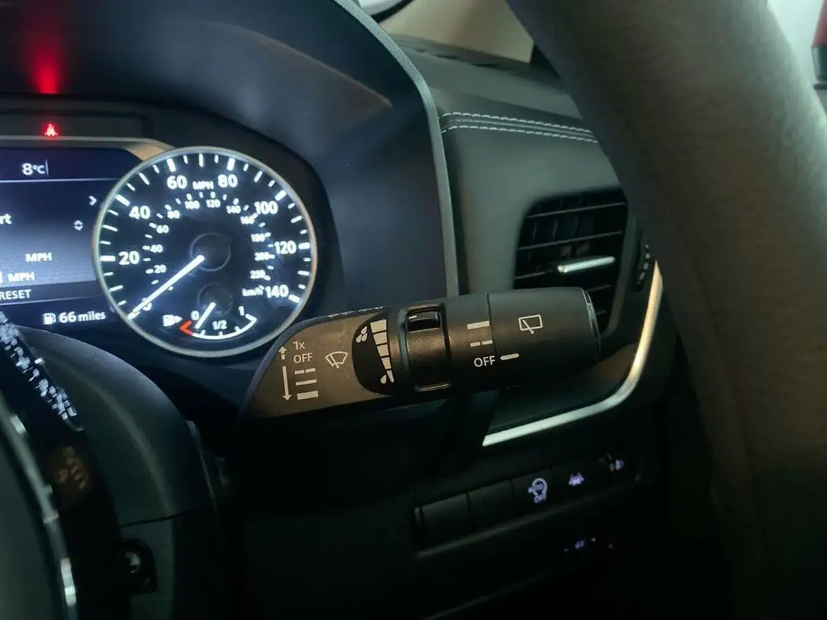 2021-nissan-qashqai-13-dig-t-visia-big-31