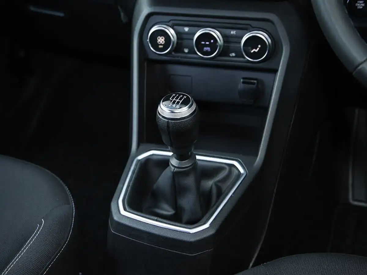 2022-dacia-jogger-10-tce-comfort-big-15