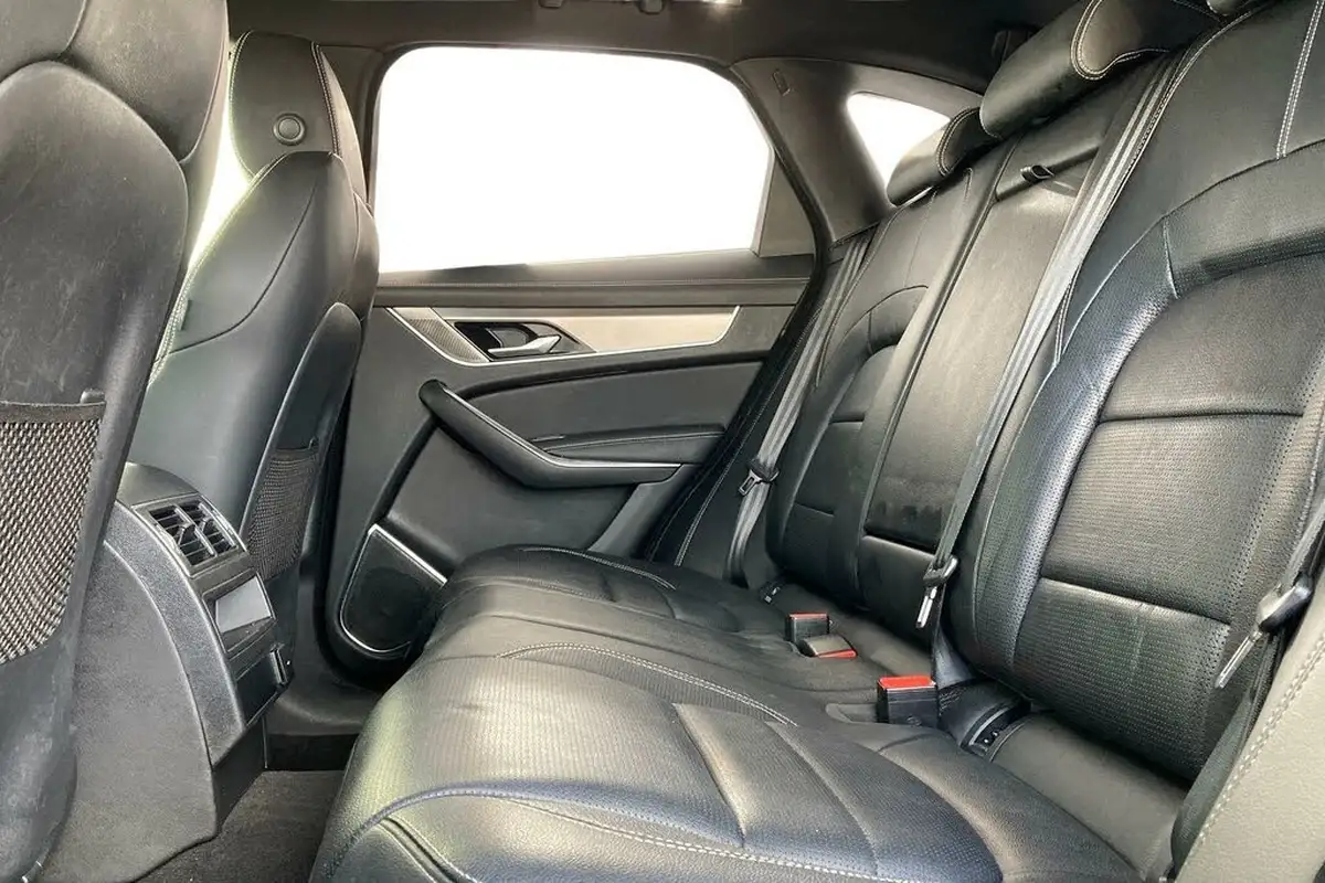 2021-jaguar-f-pace-20-p400e-s-big-9