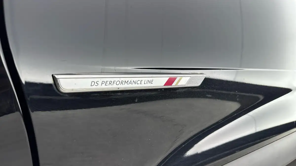 2019-ds-ds-7-crossback-16-puretech-performance-line-180ps-big-29
