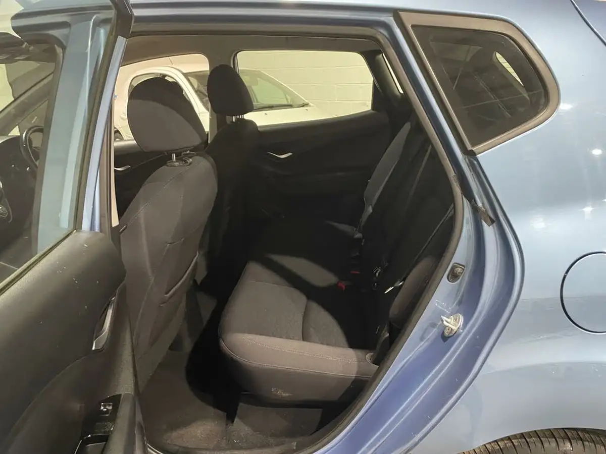 2014-hyundai-ix20-14-active-90ps-big-7