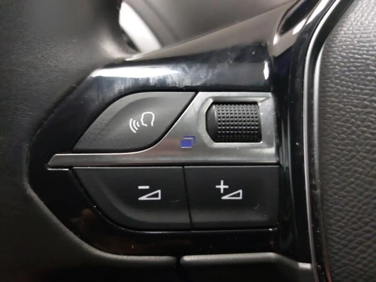 2019-peugeot-3008-suv-15-bluehdi-allure-big-13