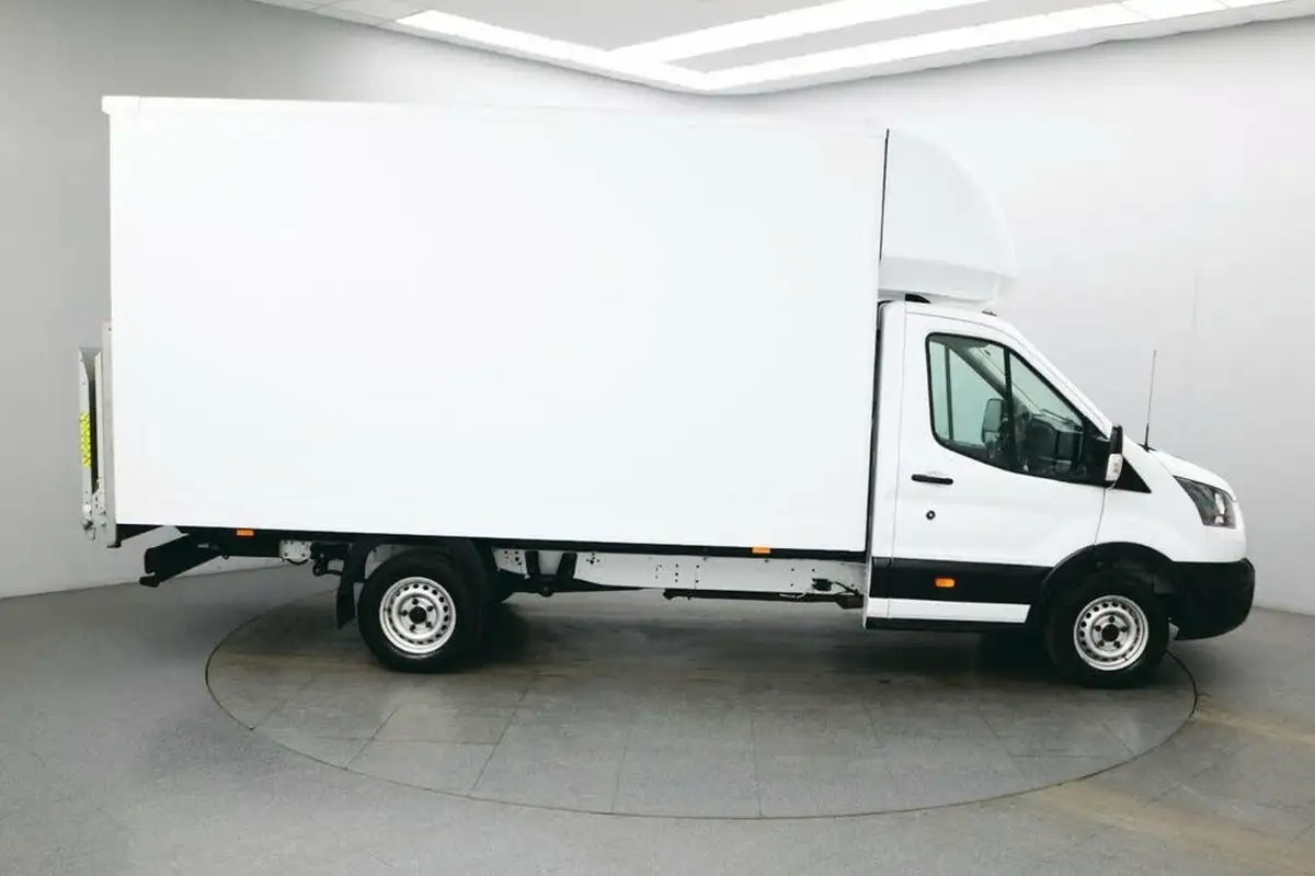 2023-ford-transit-20tdci-350-l2h1-leader-130pseu6dt-fwd-cab-big-7