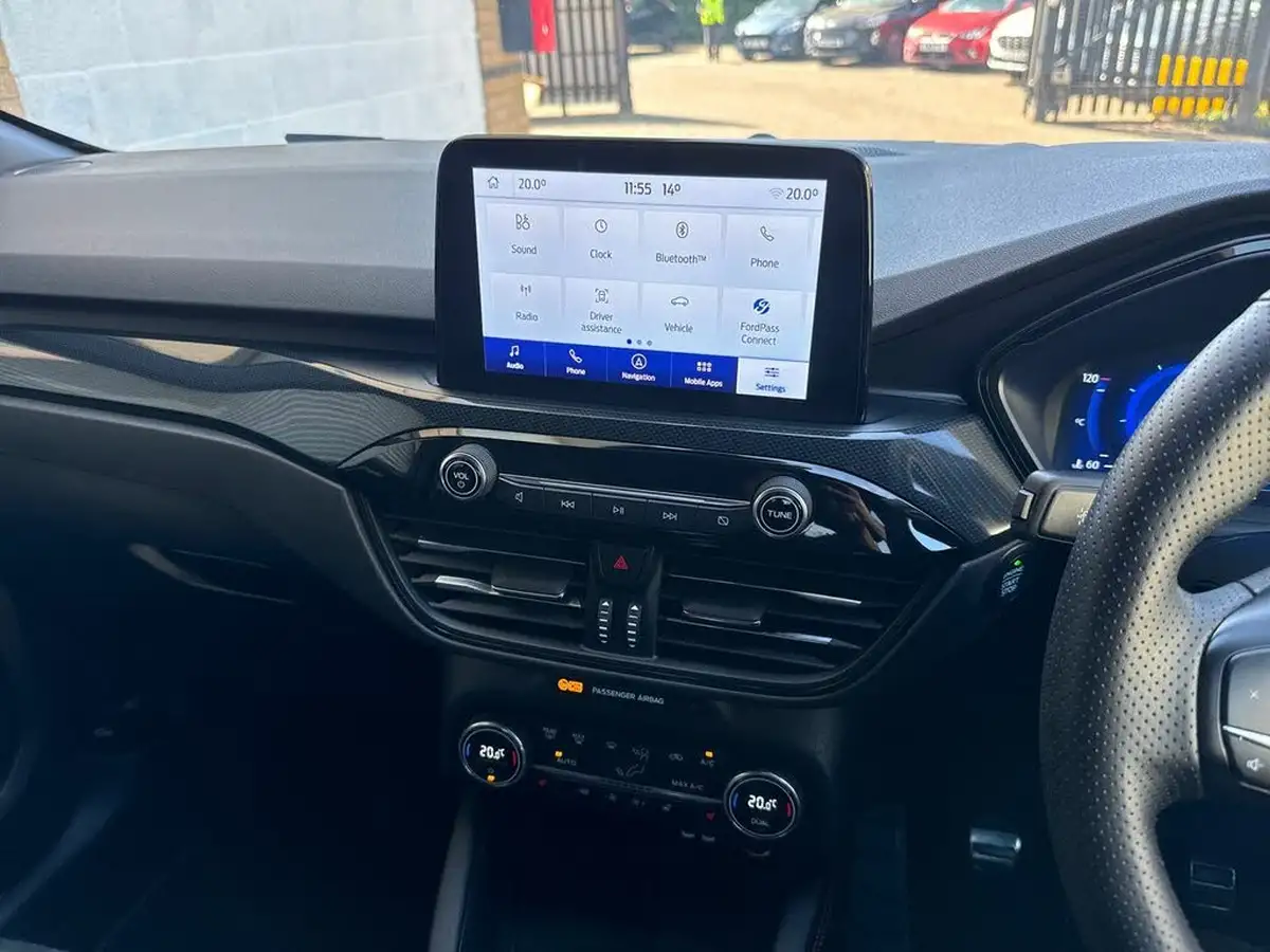 2022-ford-kuga-15-st-line-x-edition-big-18