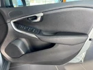 2016-volvo-v40-20td-d4-inscription-geartronic-small-12