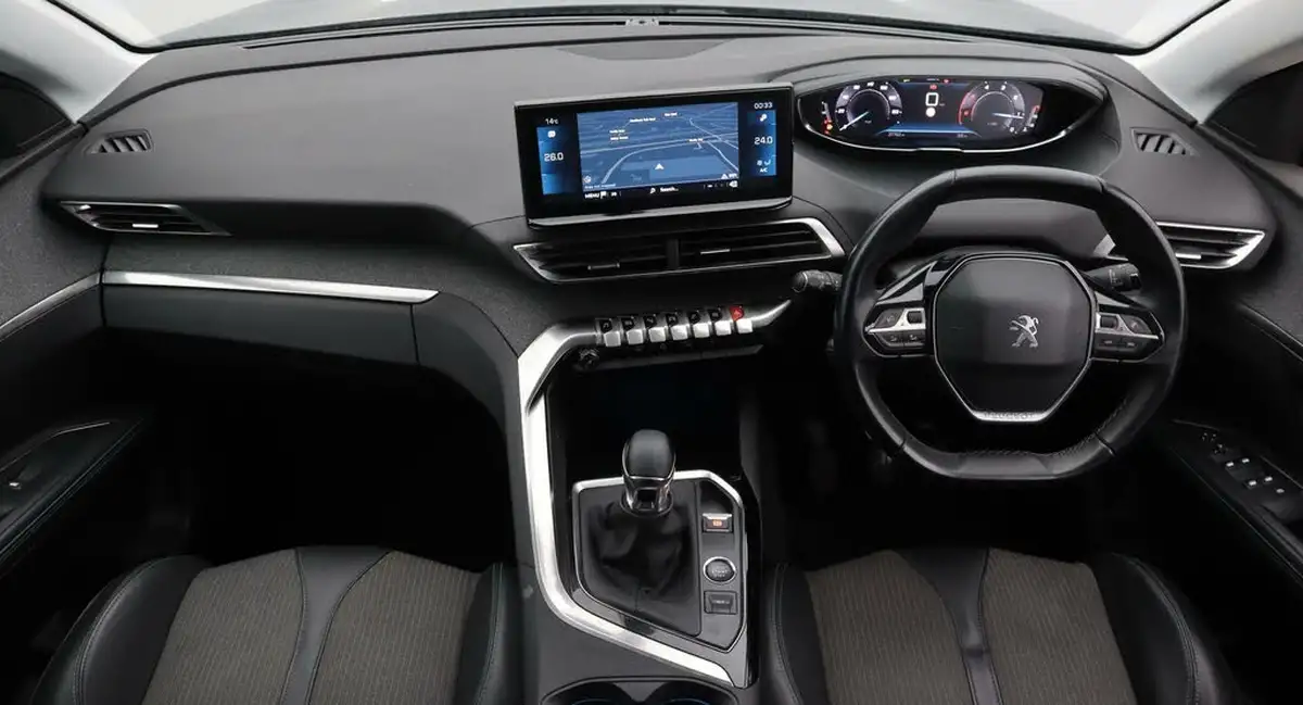 2021-peugeot-5008-suv-15-bluehdi-allure-premium-big-13