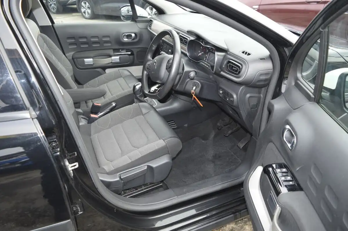 2021-citroen-c3-12-puretech-shine-plus-83ps-big-13