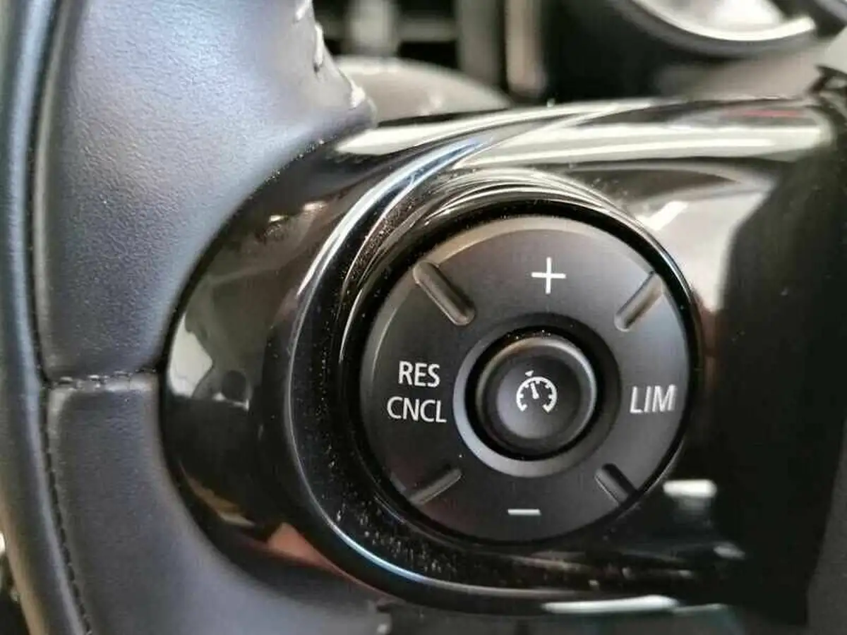 2019-mini-cooper-20-cooper-s-exclusive-189bhp-hatchback-3d-big-28