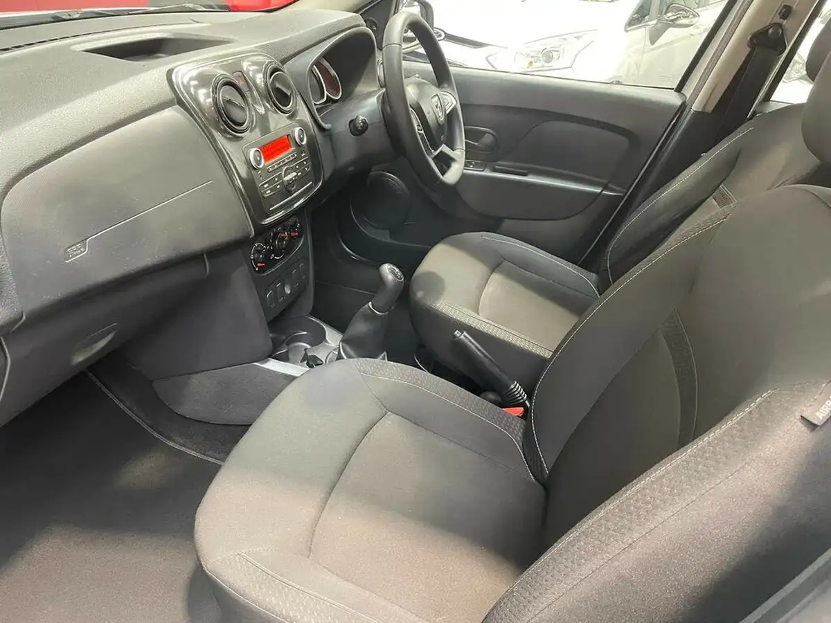 2019-dacia-sandero-10-sce-essential-big-12