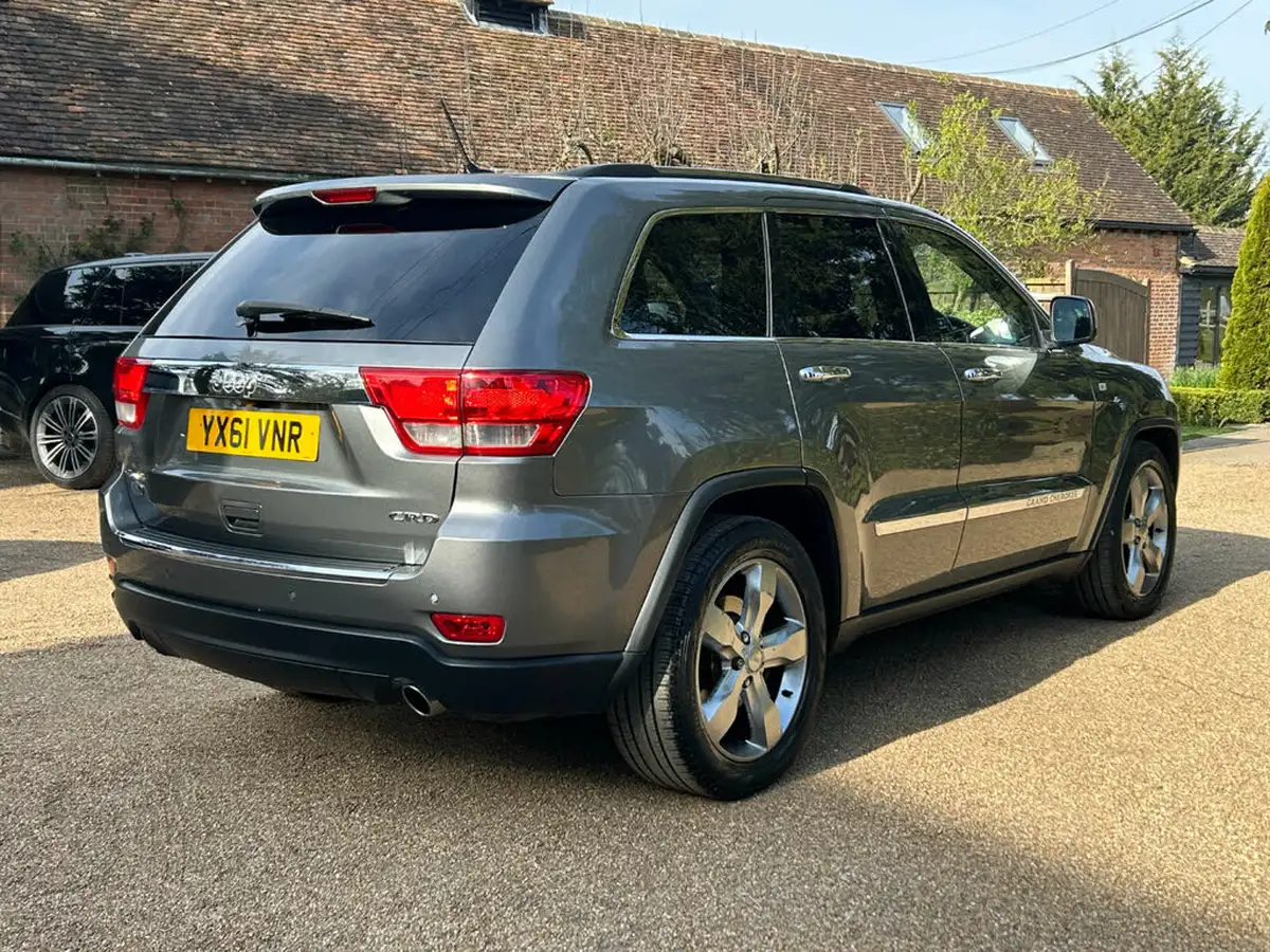 2011-jeep-grand-cherokee-30crd-overland-big-5