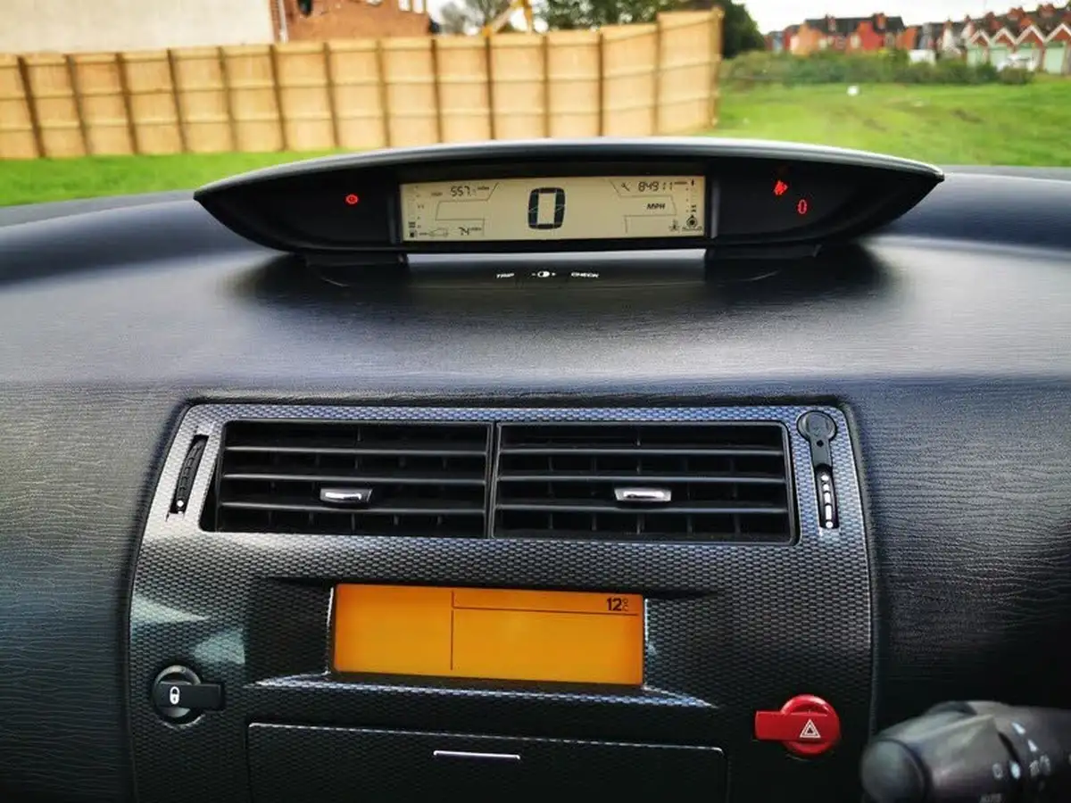 2008-citroen-c4-16td-vtr-16hdi-16v-110psdpfs-hatchback-5d-egs-big-12