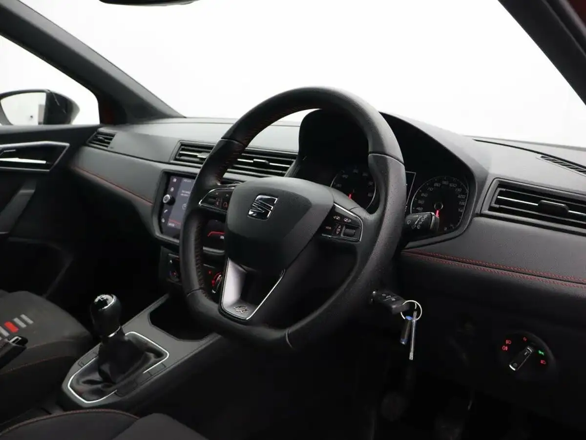 2019-seat-ibiza-10-mpi-fr-big-13