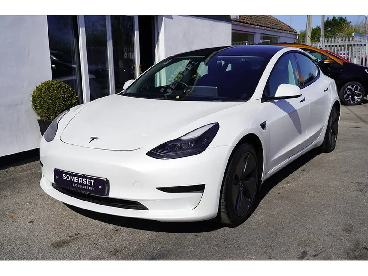 2020-tesla-model-3-e-standard-plus-big-0