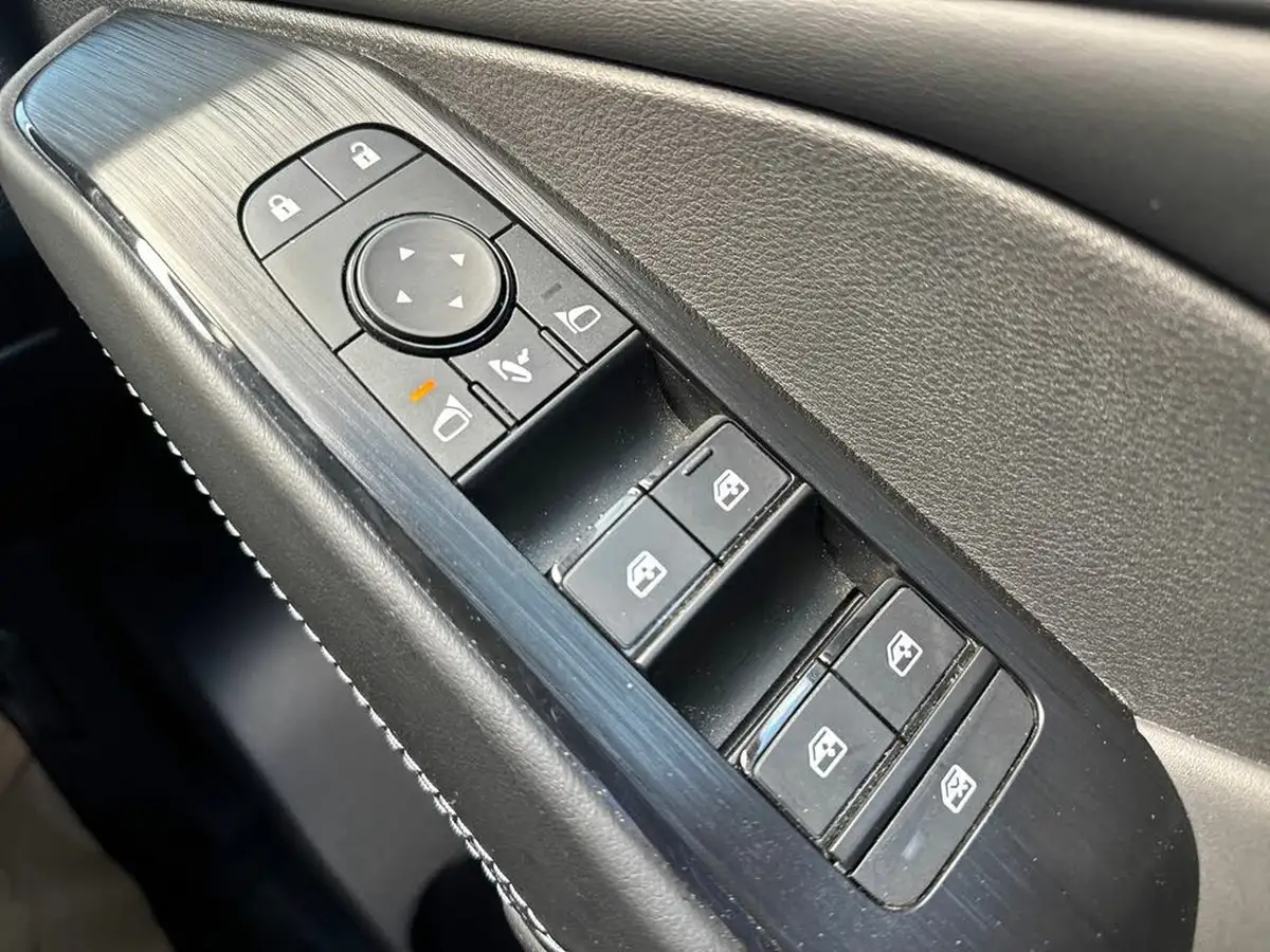 2022-nissan-qashqai-15-n-connecta-big-17