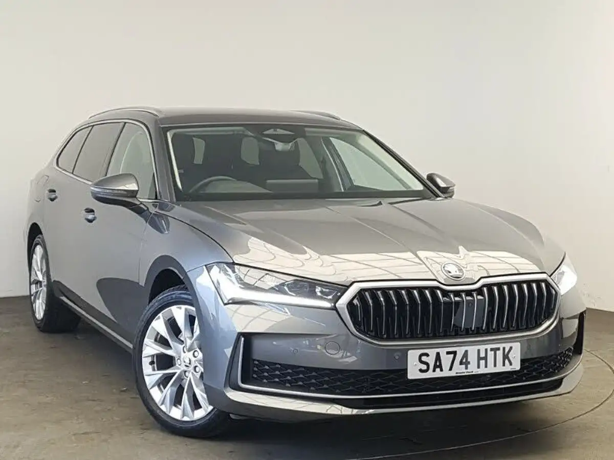 2024-skoda-superb-big-0
