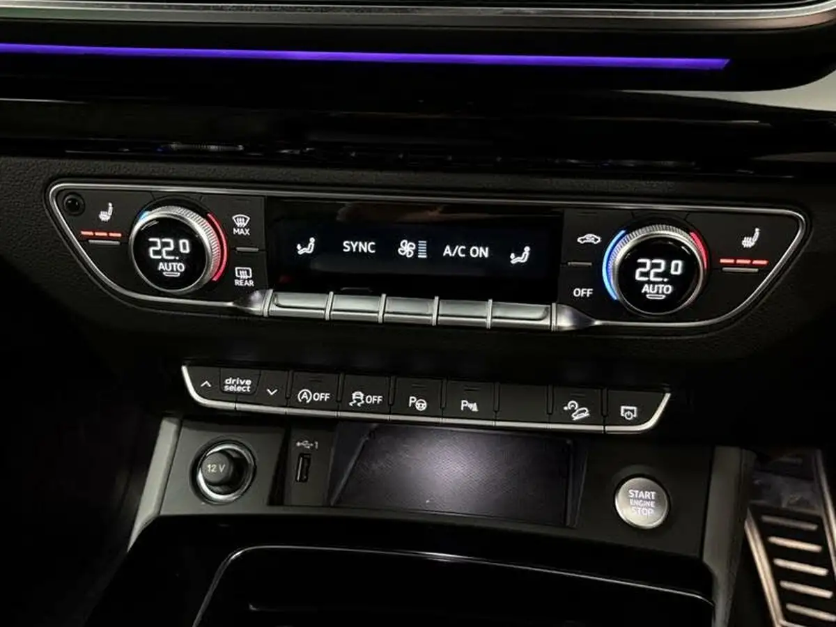 2022-audi-q5-20-45-tfsi-edition-1-sportback-big-39