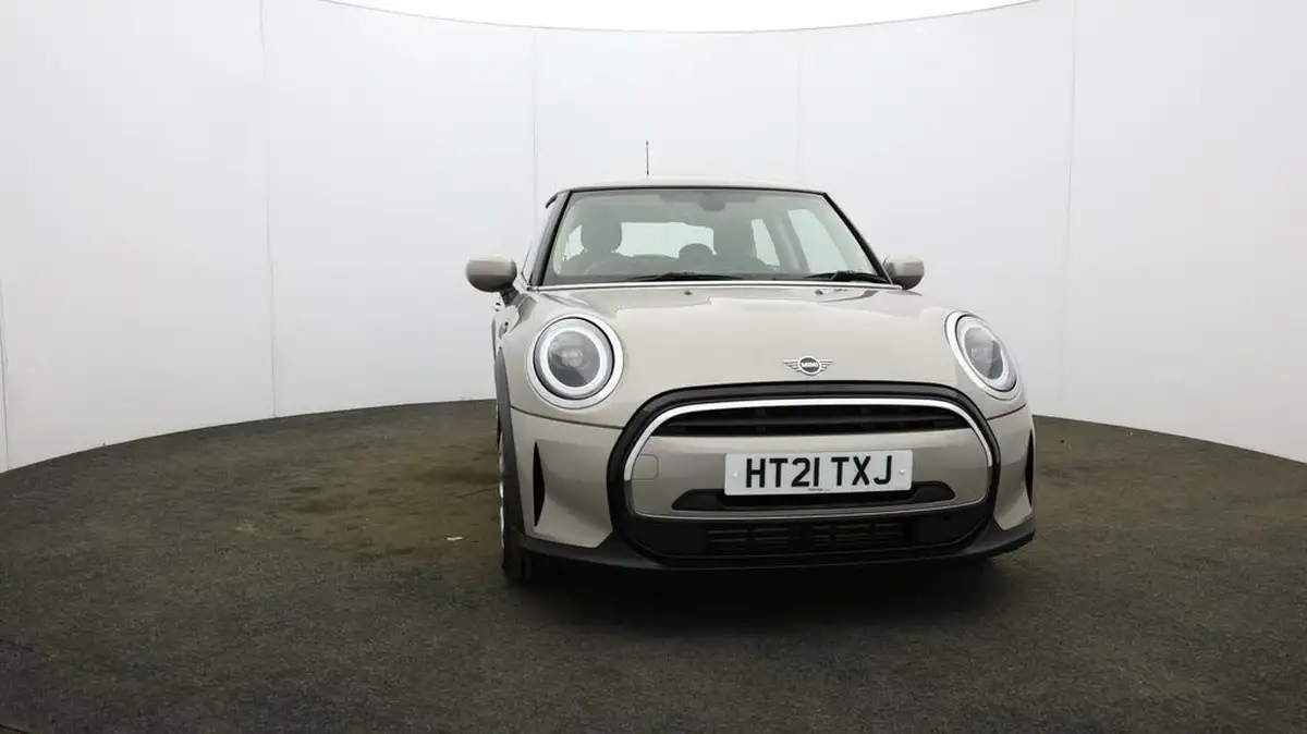 2021-mini-cooper-15-one-classic-3d-big-33