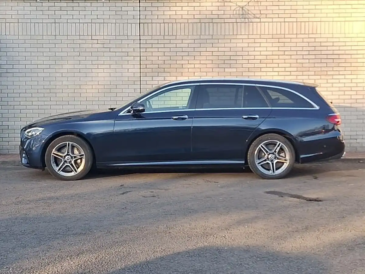 2022-mercedes-benz-e-class-20d-e300de-amg-line-premium-306ps-estate-5d-big-3