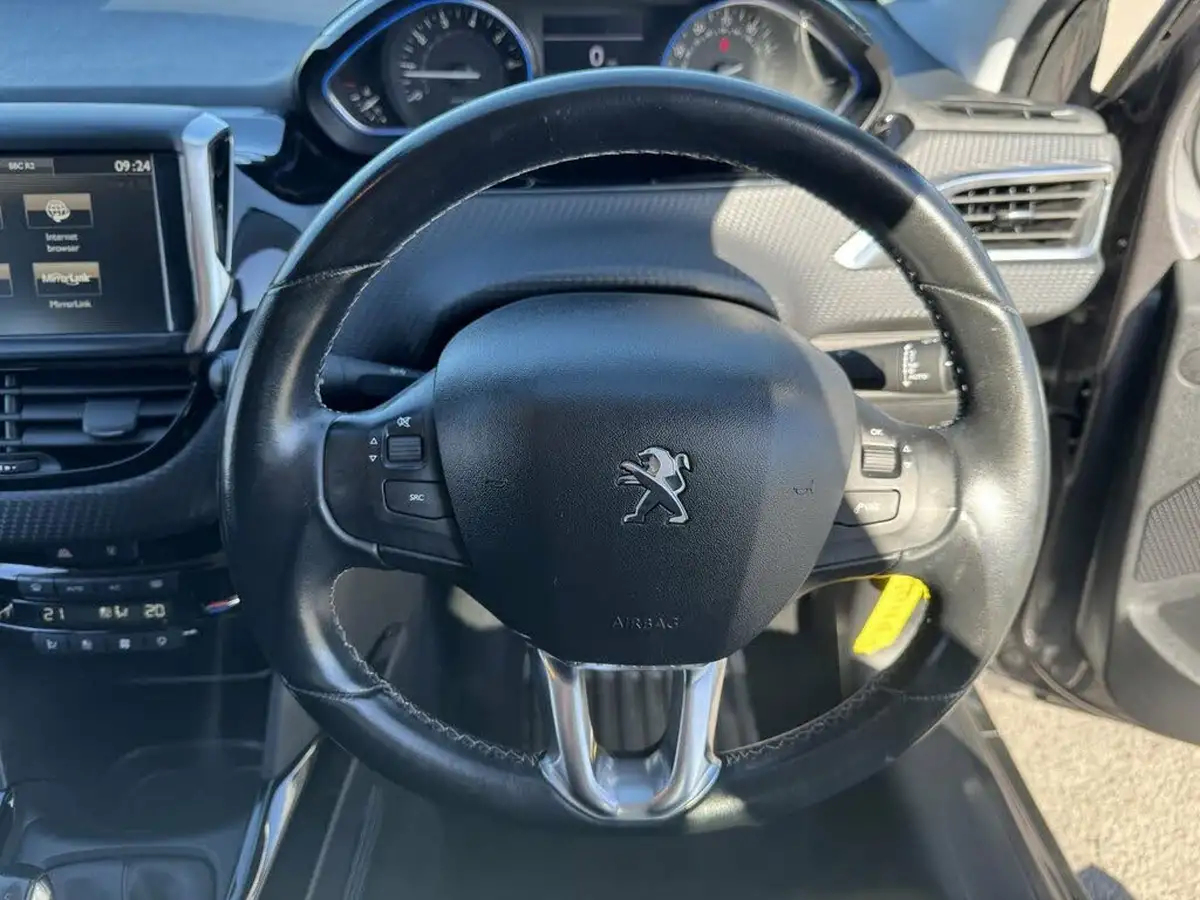 2016-peugeot-2008-suv-12-puretech-allure-82bhp-big-49