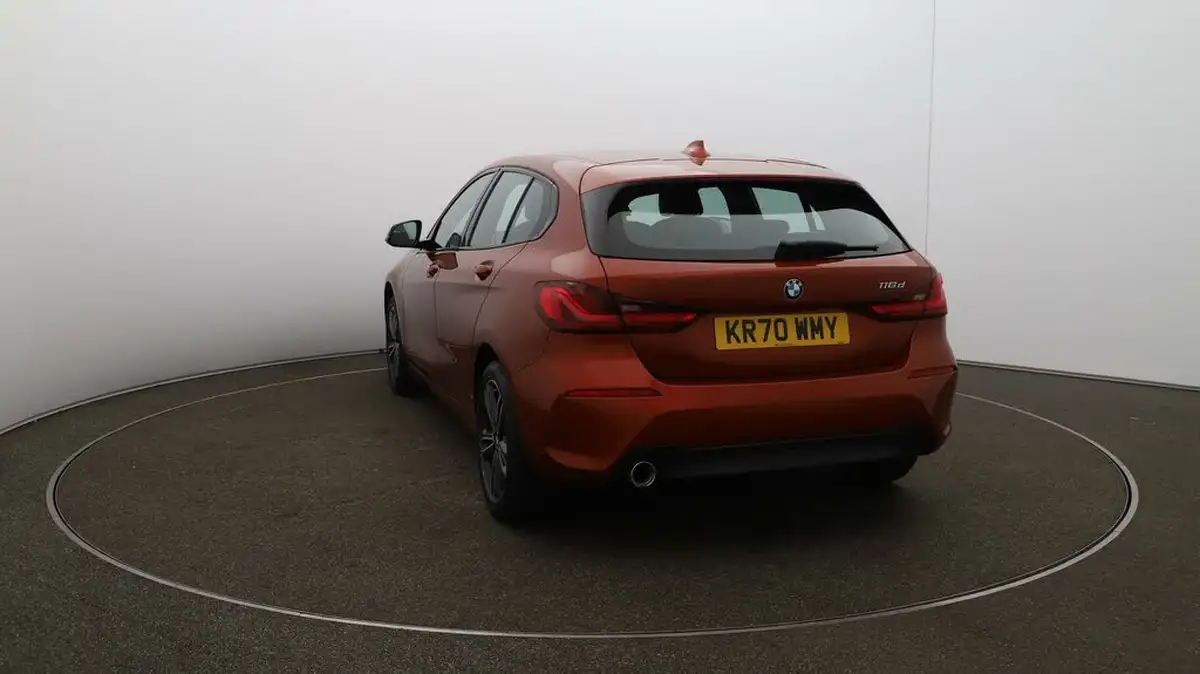 2020-bmw-1-series-15td-116d-sport-big-51
