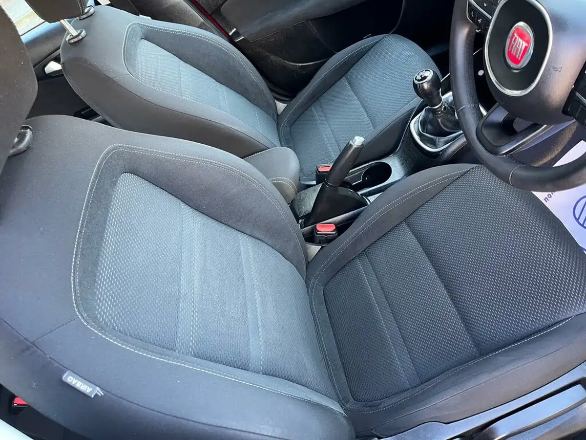2016-fiat-tipo-13multijet-lounge-hatchback-big-18