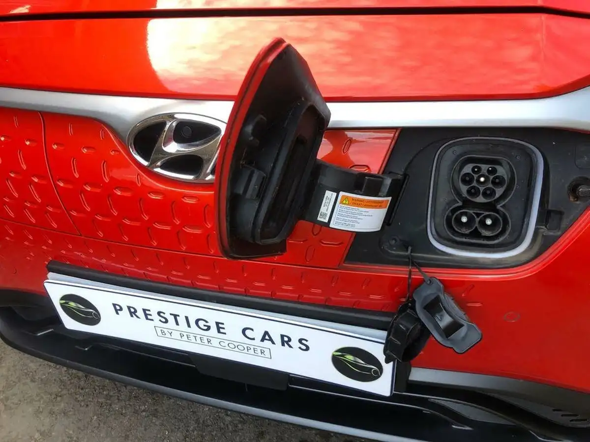 2020-hyundai-kona-e-premium-se-64kwh-7kw-obc-big-28