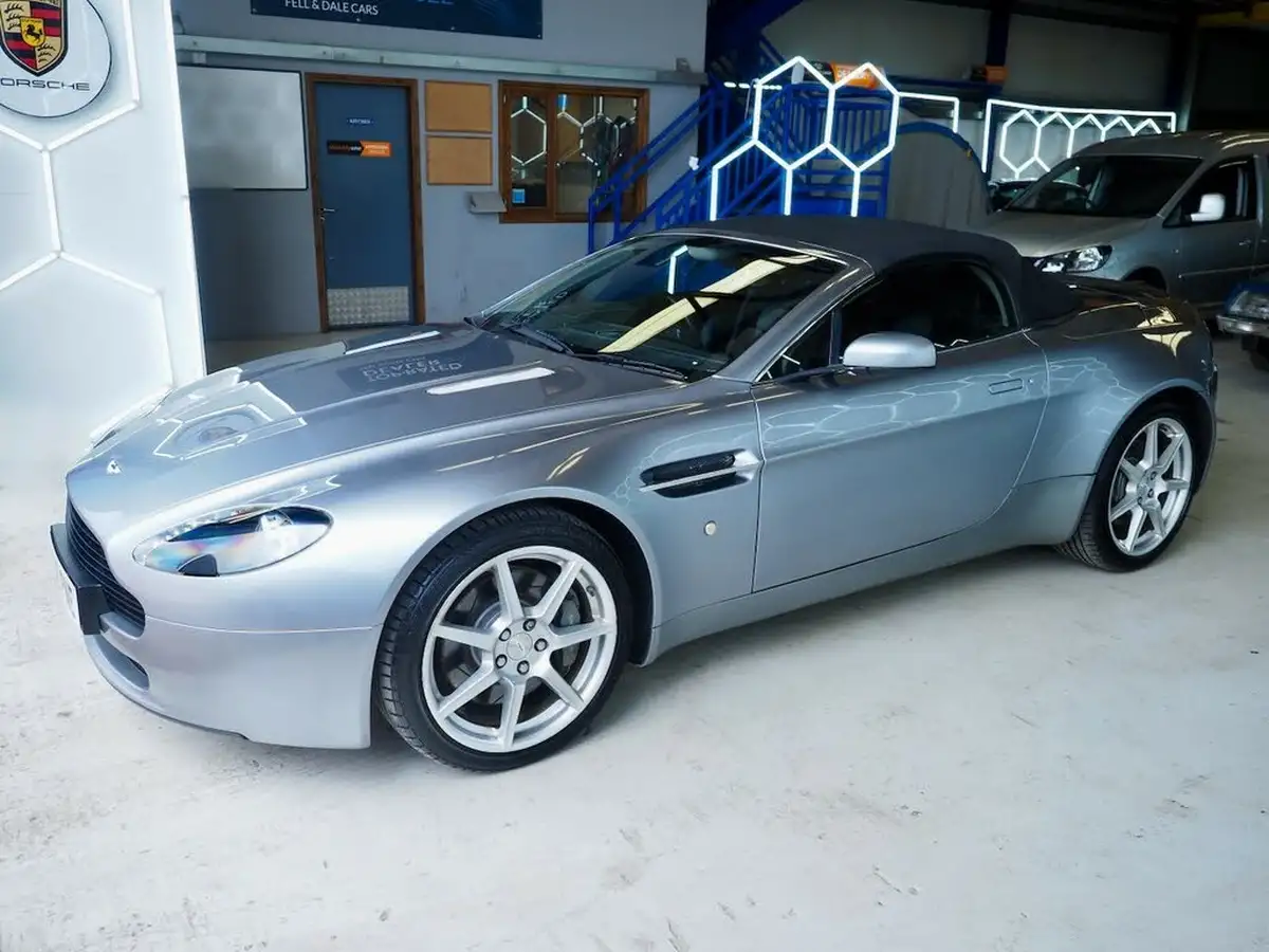 2008-aston-martin-vantage-43-convertible-sportshift-big-6