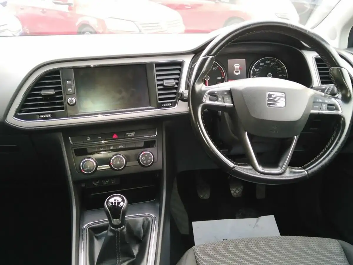 2019-seat-leon-16tdi-se-dynamic-ss-hatchback-big-19