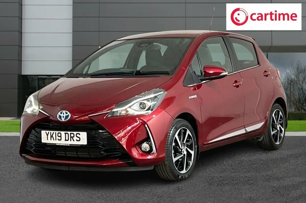 2019-toyota-yaris-15-vvt-i-excel-98bhp-hybrid-1497cc-e-cvt-big-6