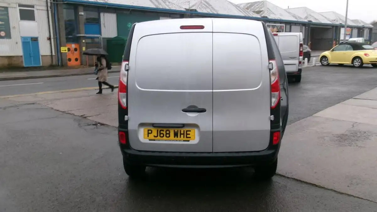 2018-renault-kangoo-maxi-15td-ll21-energy-dci-110-maxi-business-panel-big-10