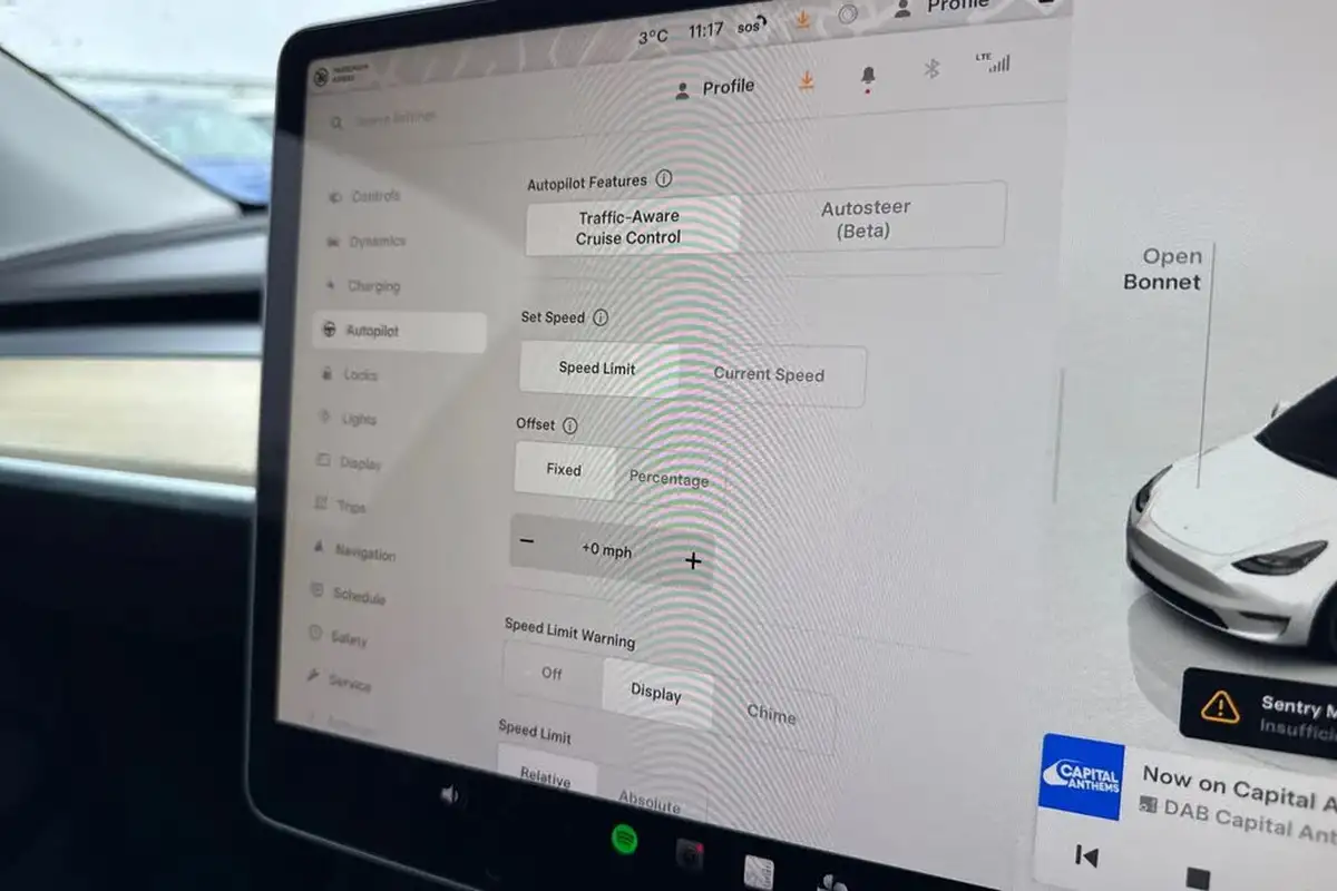 2023-tesla-model-y-e-performance-big-50
