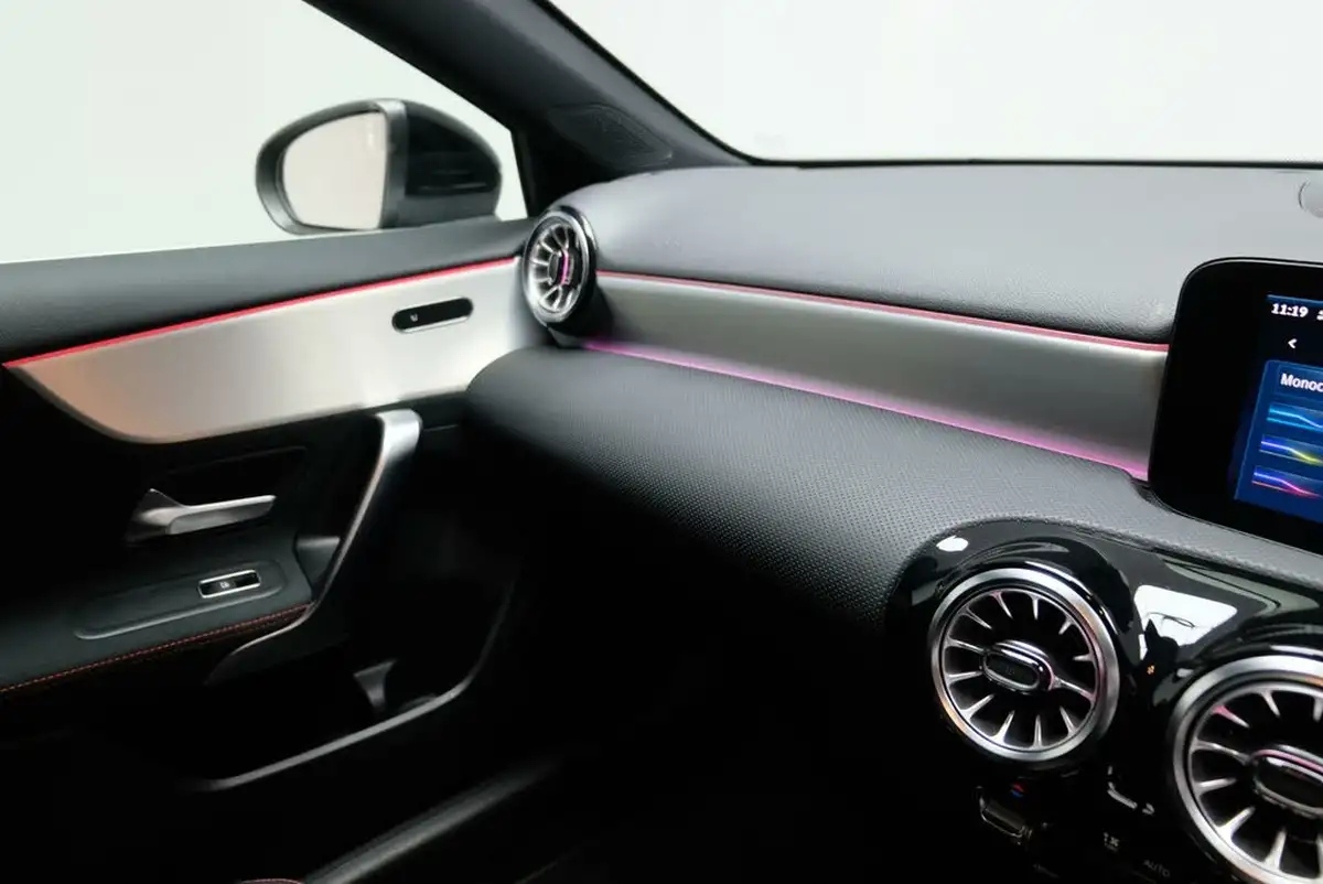2023-mercedes-benz-a-class-13-a180-amg-line-executive-saloon-4d-7g-dct-big-37