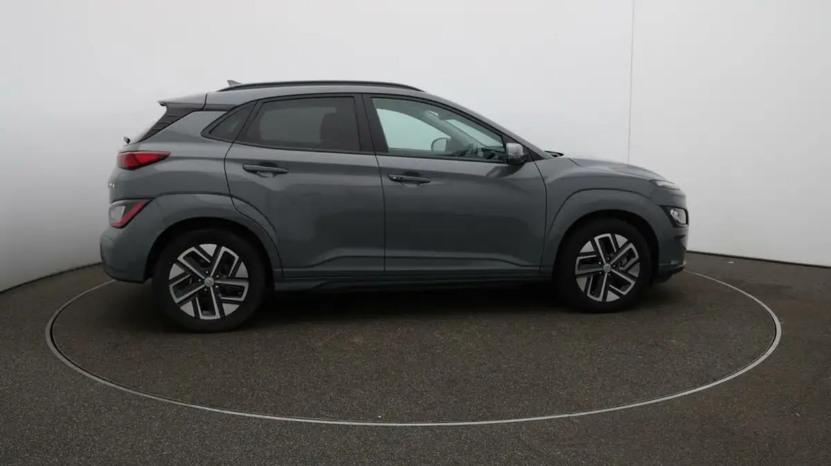 2022-hyundai-kona-e-ultimate-big-52