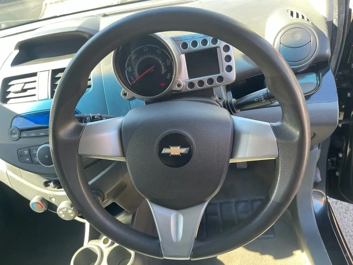 2010-chevrolet-spark-10-ls-big-12