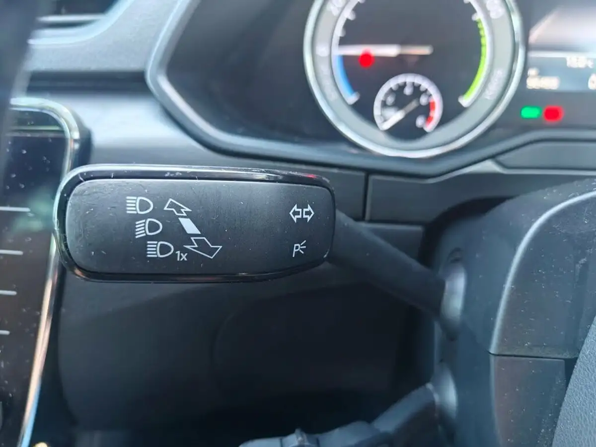 2020-skoda-superb-14-tsi-se-l-estate-big-62