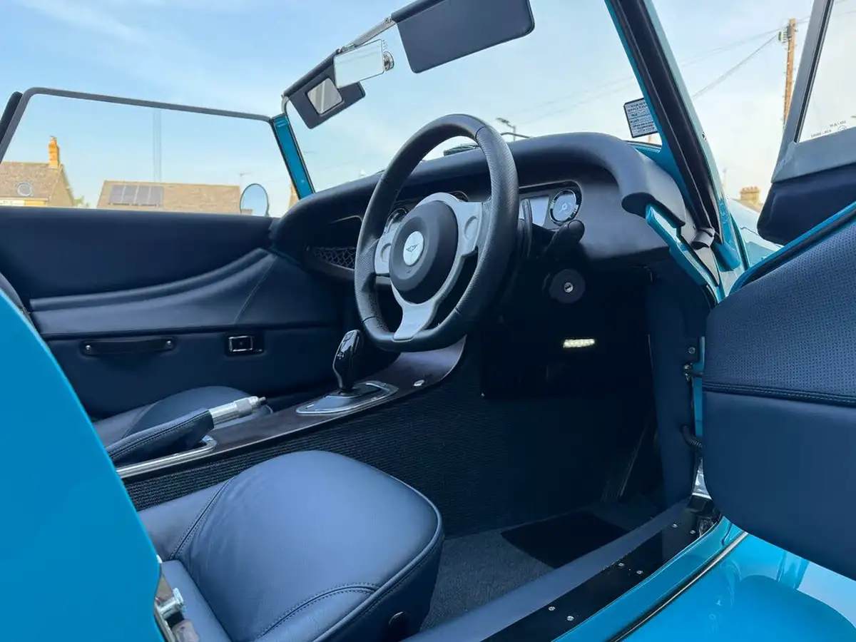 2021-morgan-plus-4-20-auto-big-12