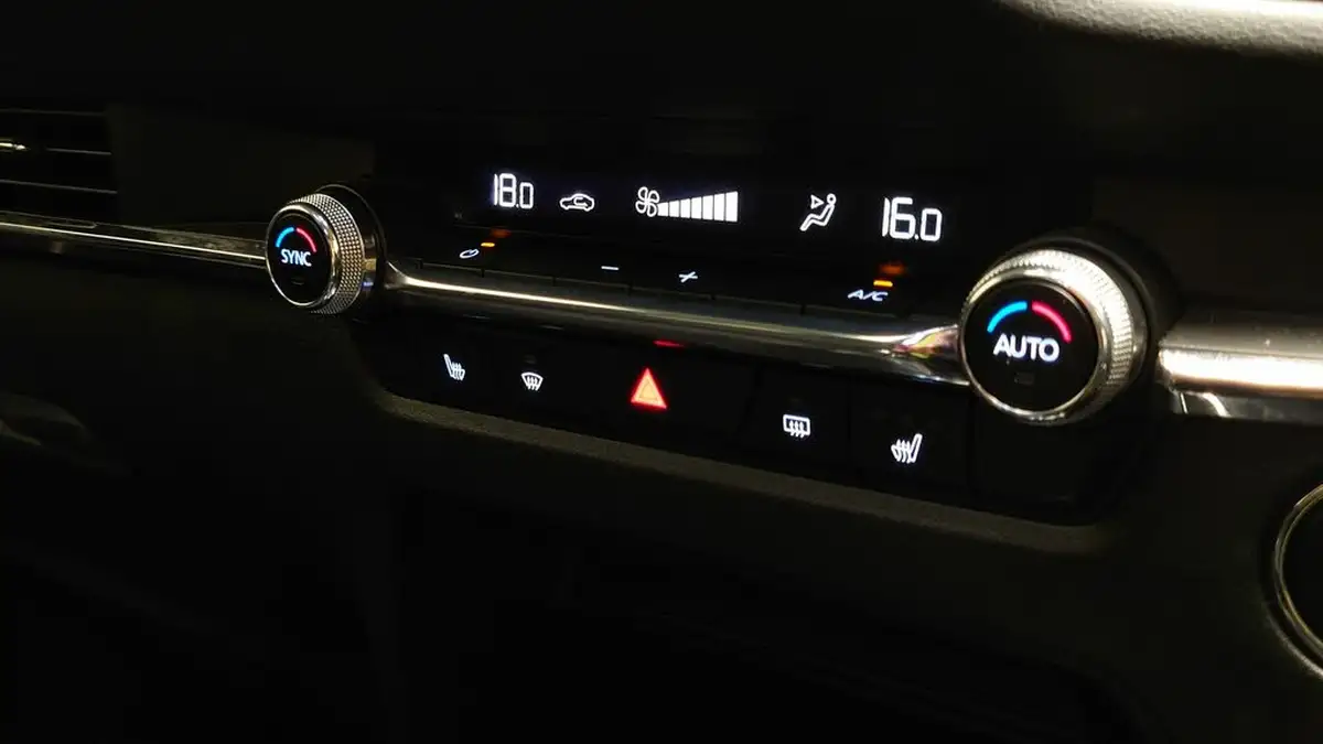 2022-mazda-cx-30-20-e-skyactiv-x-sport-lux-big-22