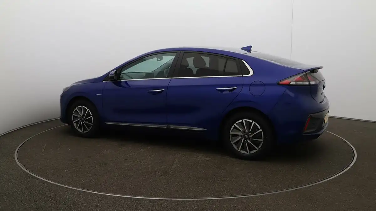 2021-hyundai-ioniq-e-premium-se-electric-100kw-big-38