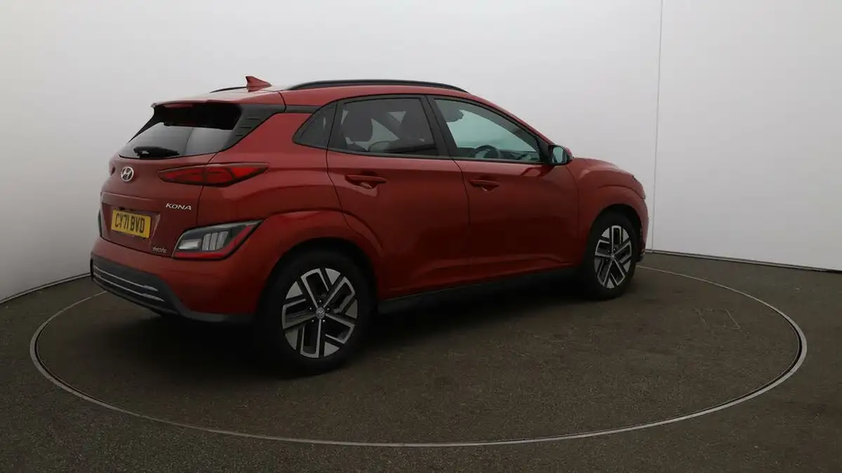 2022-hyundai-kona-e-premium-204ps-64kwh-7kw-obc-big-44