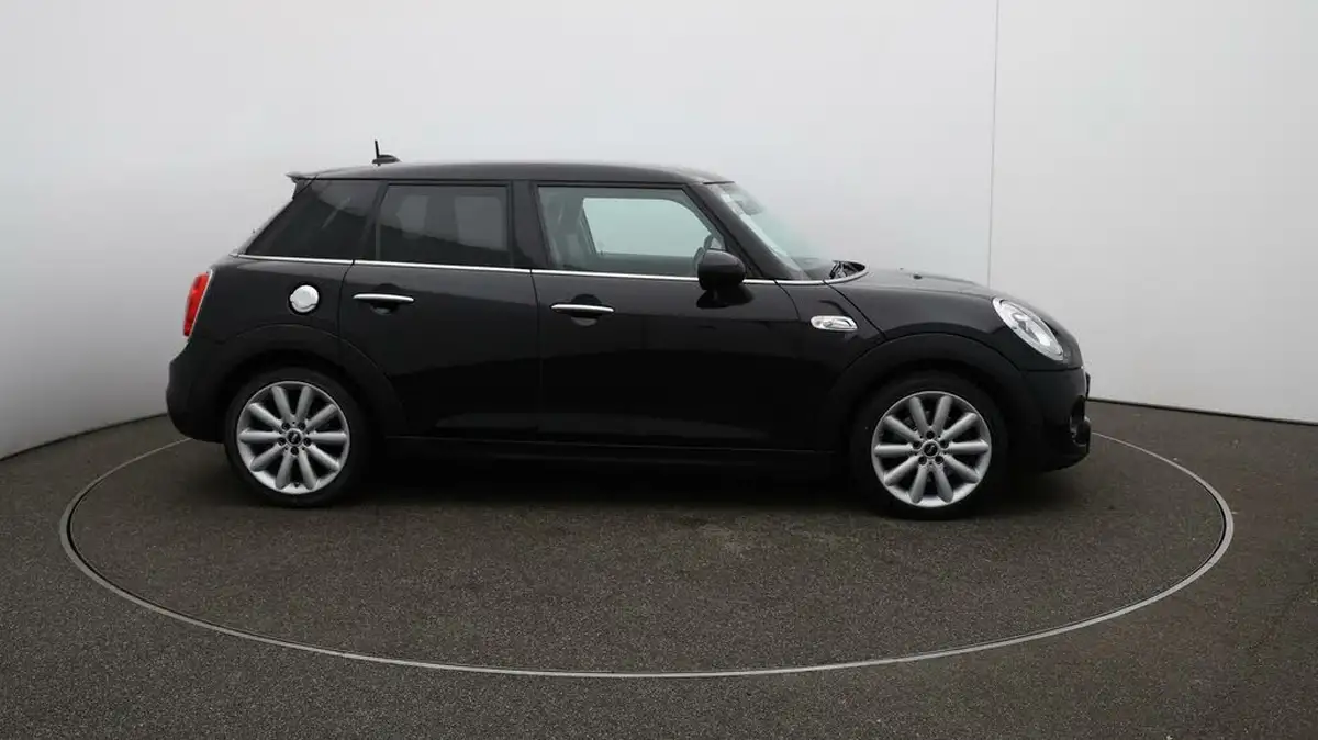 2017-mini-cooper-20-cooper-s-ss-hatchback-5d-sport-auto-big-47