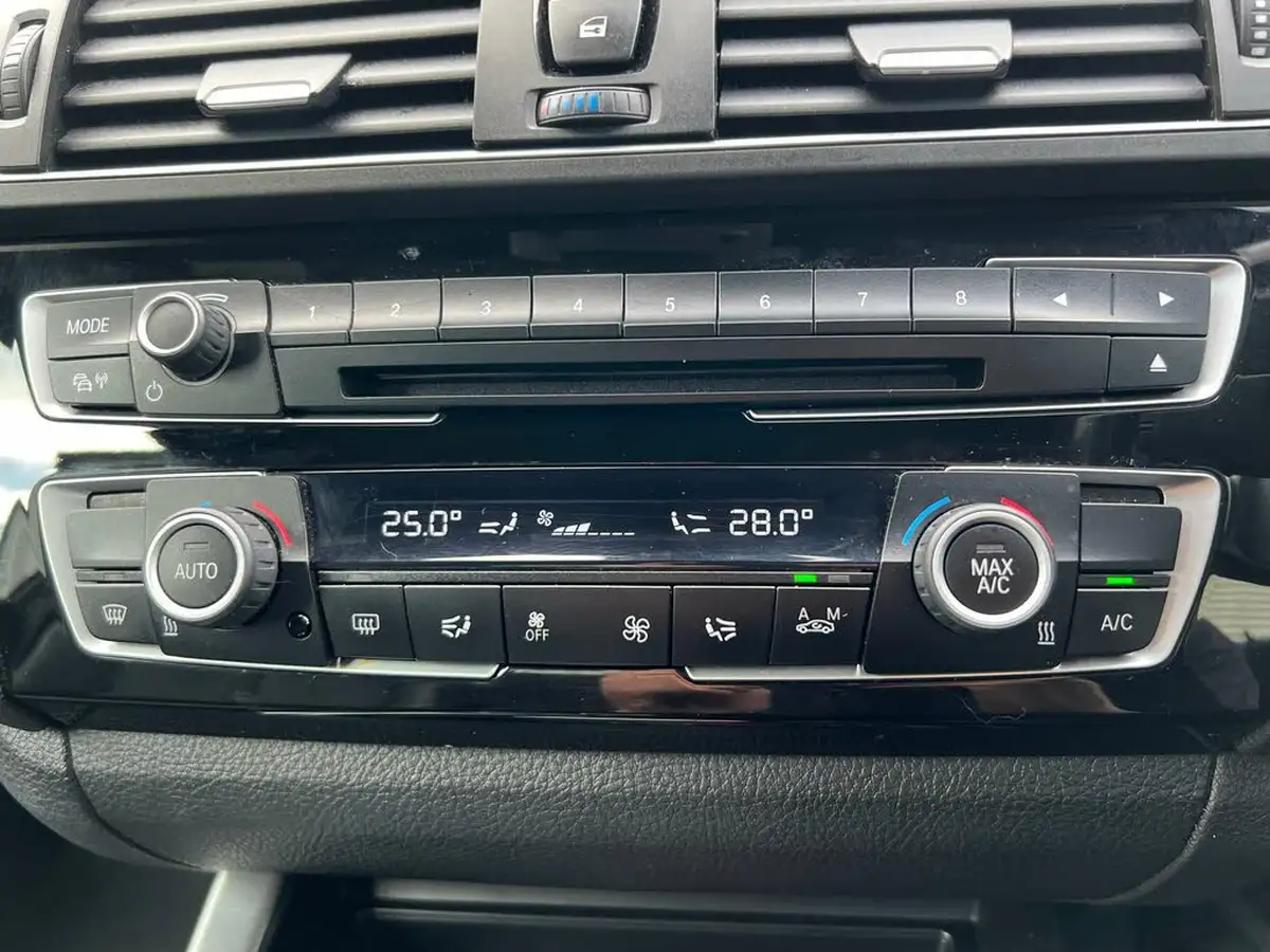 2016-bmw-2-series-30-m235i-coupe-sport-auto-big-35