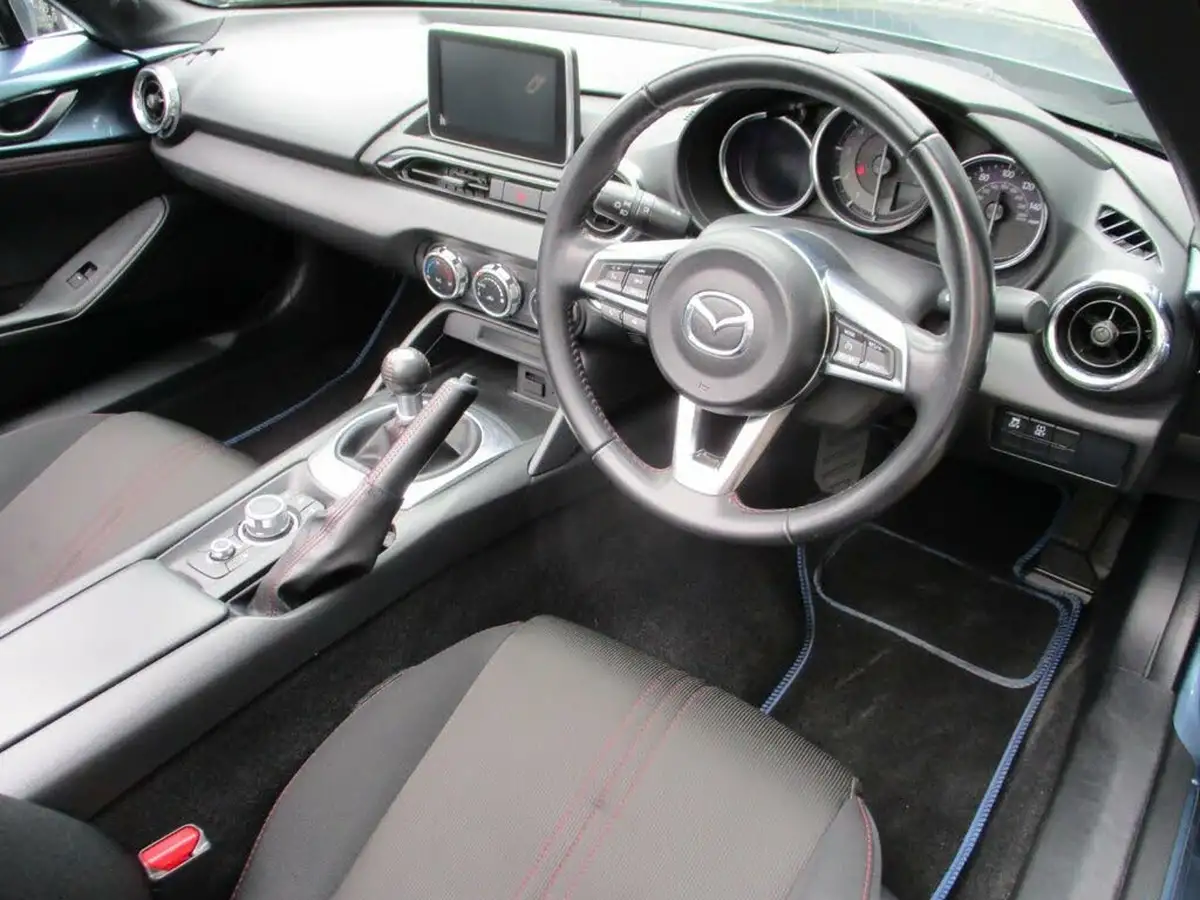 2015-mazda-mx-5-15-se-l-big-11