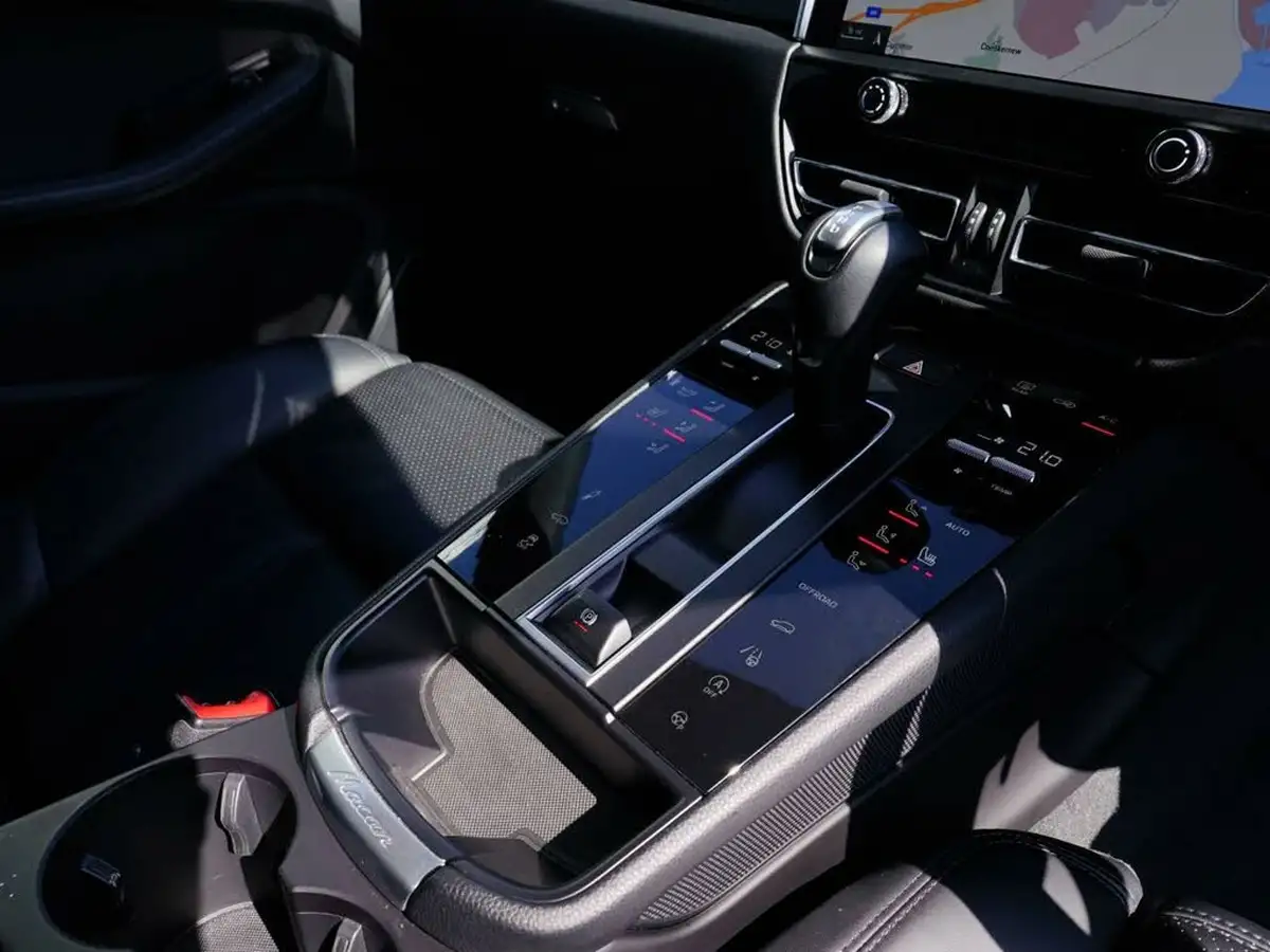 2022-porsche-macan-29-v6-s-big-15