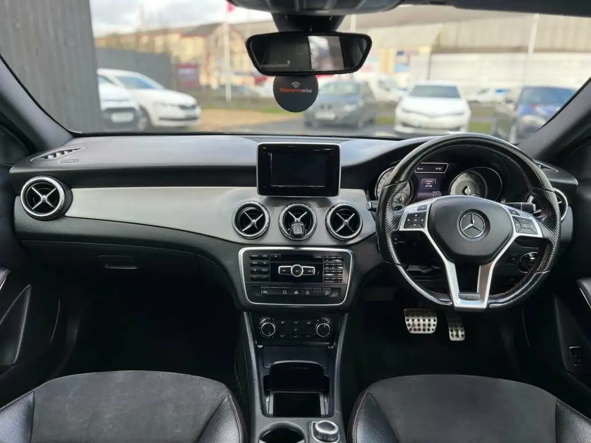 2015-mercedes-benz-gla-class-21cdi-amg-line-168bhp-4matic-big-15