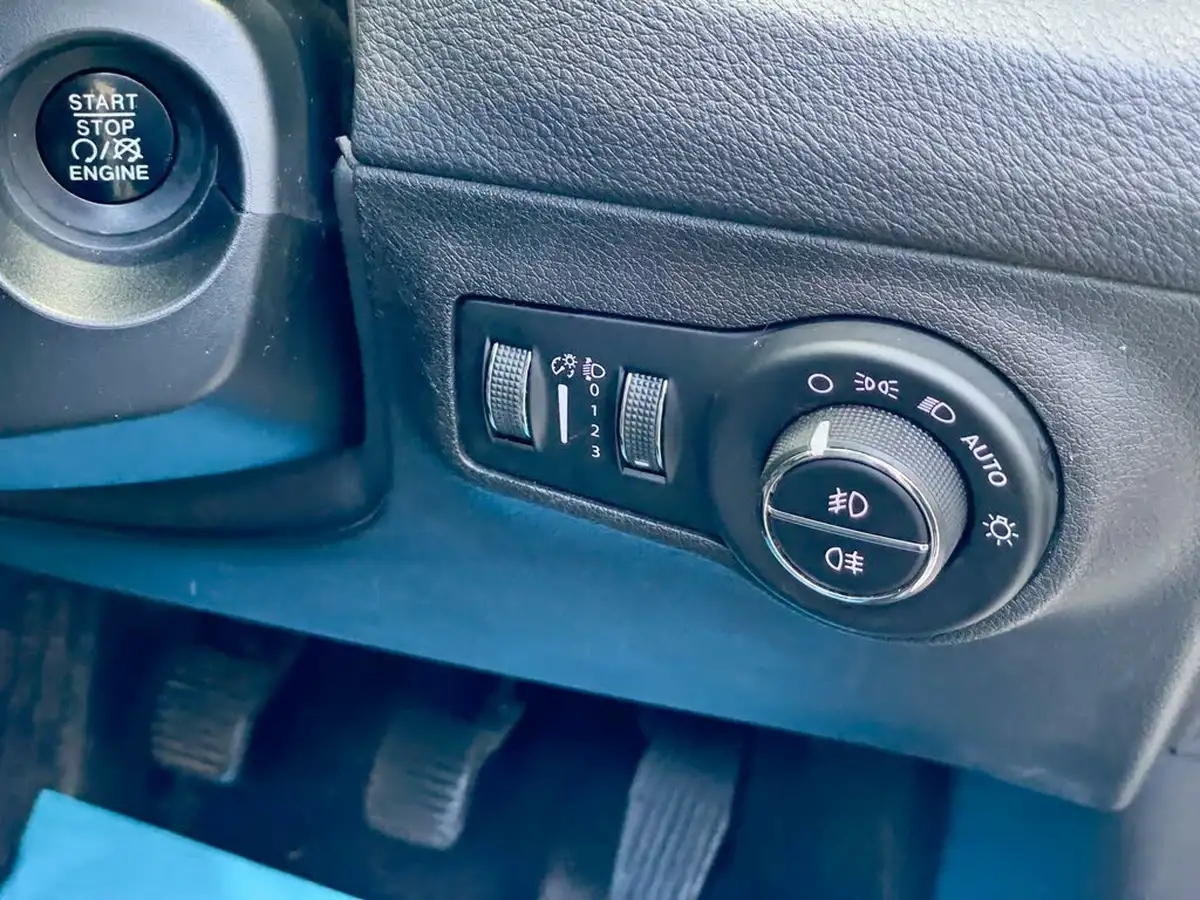 2019-jeep-compass-20multijet-ii-longitude-big-36