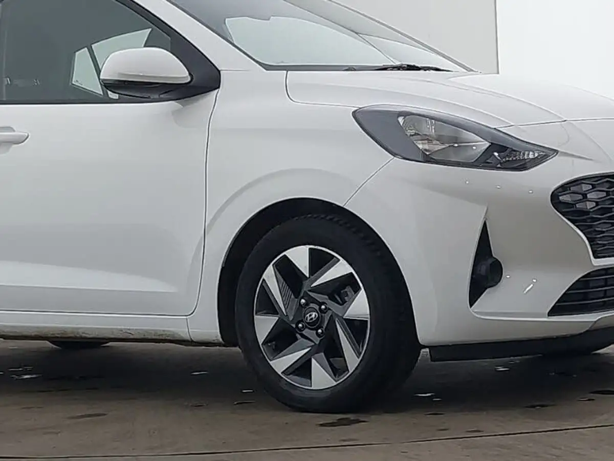 2024-hyundai-i10-10-advance-63ps-auto-big-8
